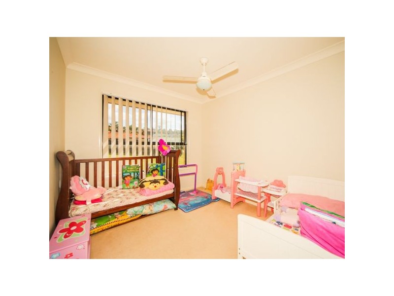 2/86 Kincaid Drive, Highland Park QLD 4211