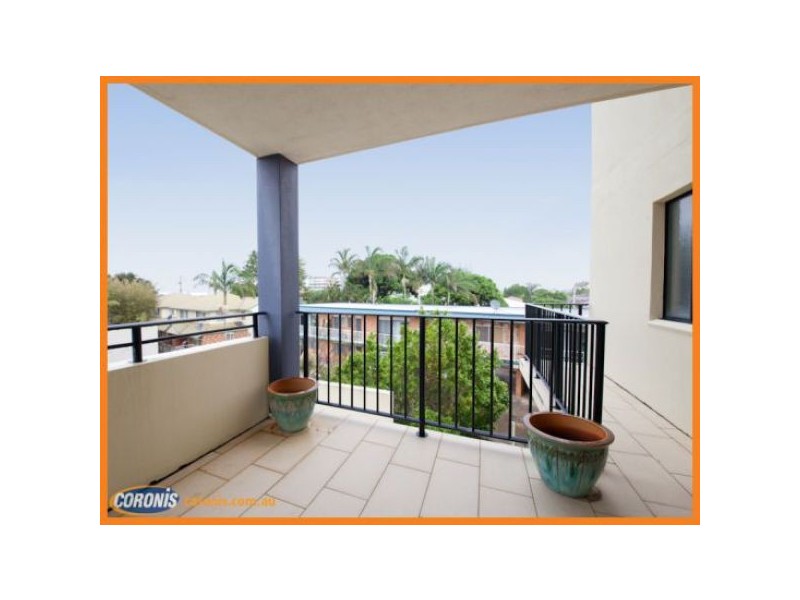 4/11 Dix, Redcliffe QLD 4020