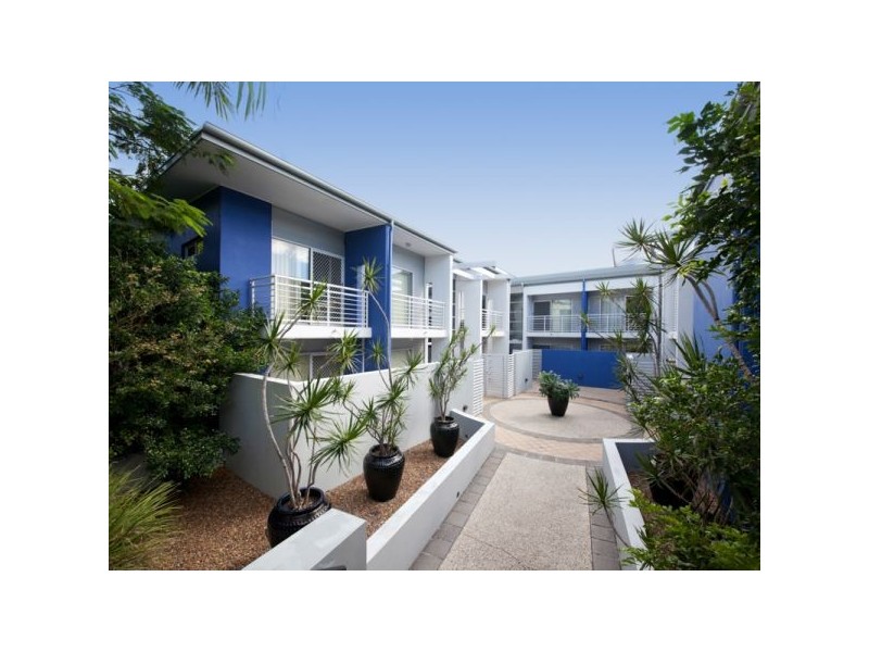 202/18 Richmond Road, Morningside QLD 4170