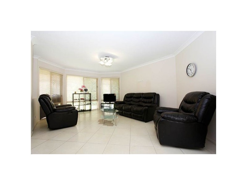 2 Sunny Street, Doolandella QLD 4077