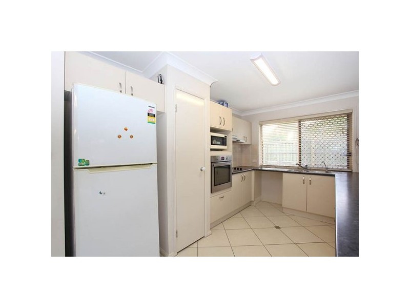 2 Sunny Street, Doolandella QLD 4077