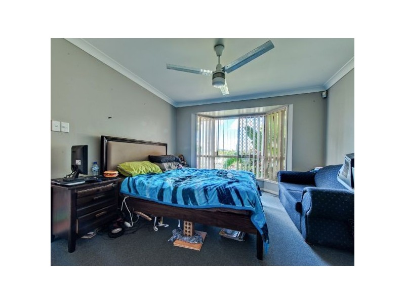 72 Overland Drive, Edens Landing QLD 4207