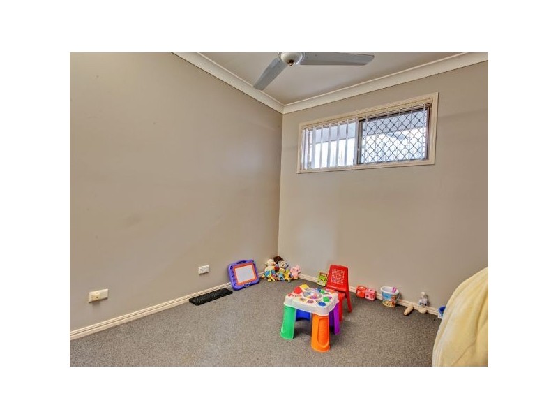 72 Overland Drive, Edens Landing QLD 4207