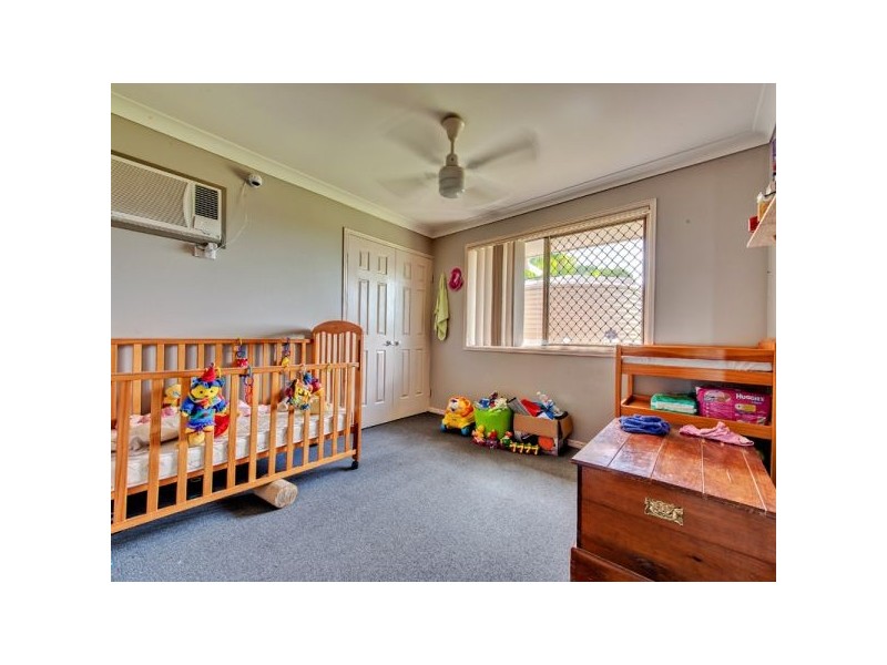 72 Overland Drive, Edens Landing QLD 4207