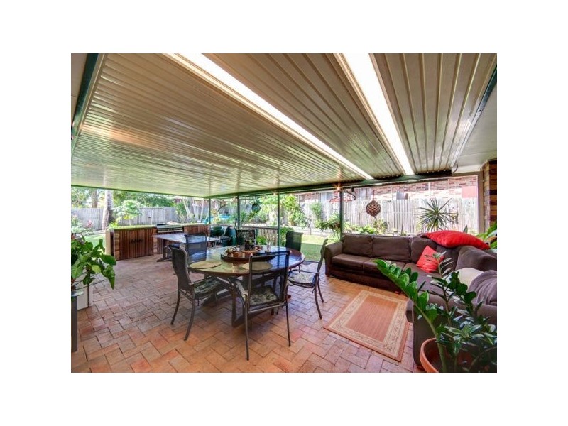 24 Kurrajong Drive, Warner QLD 4500