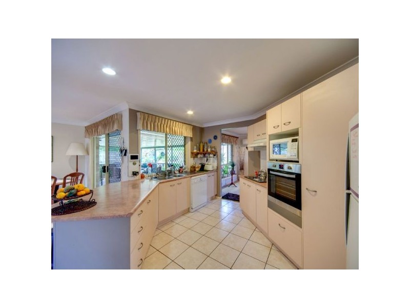 24 Kurrajong Drive, Warner QLD 4500