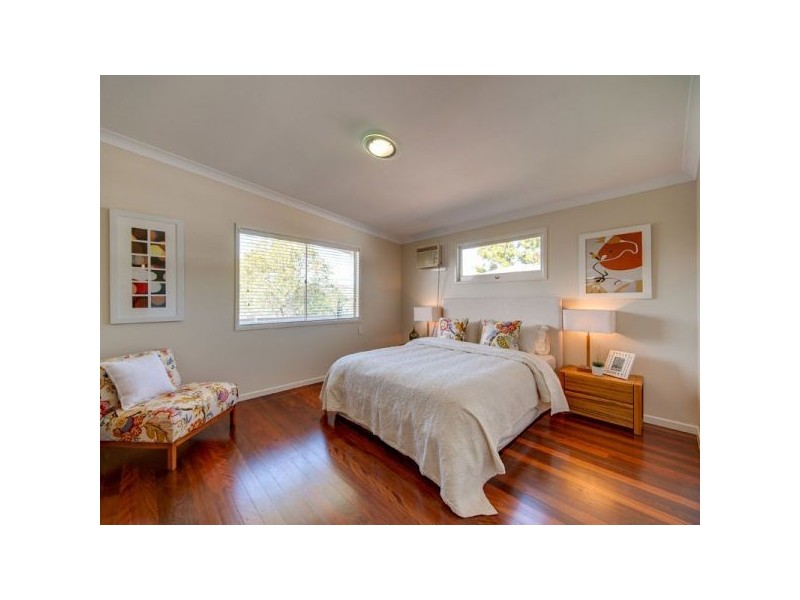 10 Ferny Way, Ferny Hills QLD 4055