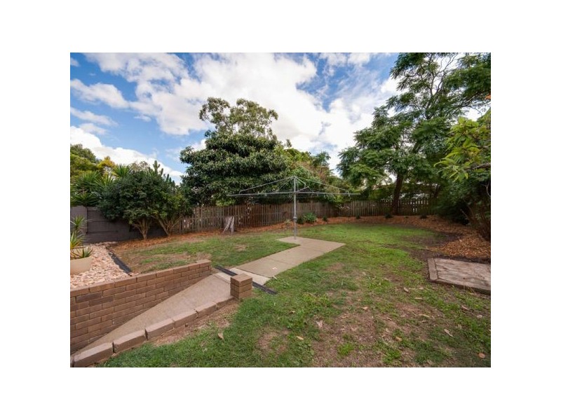 10 Ferny Way, Ferny Hills QLD 4055