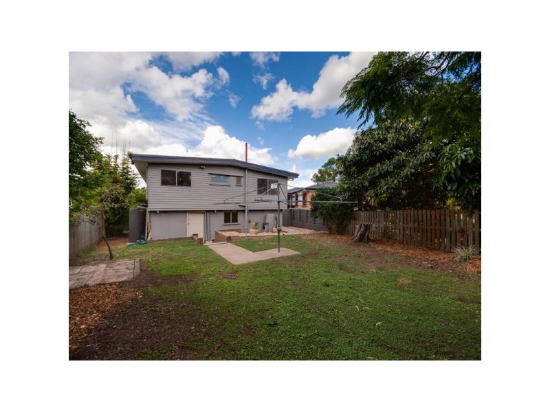 10 Ferny Way, Ferny Hills QLD 4055