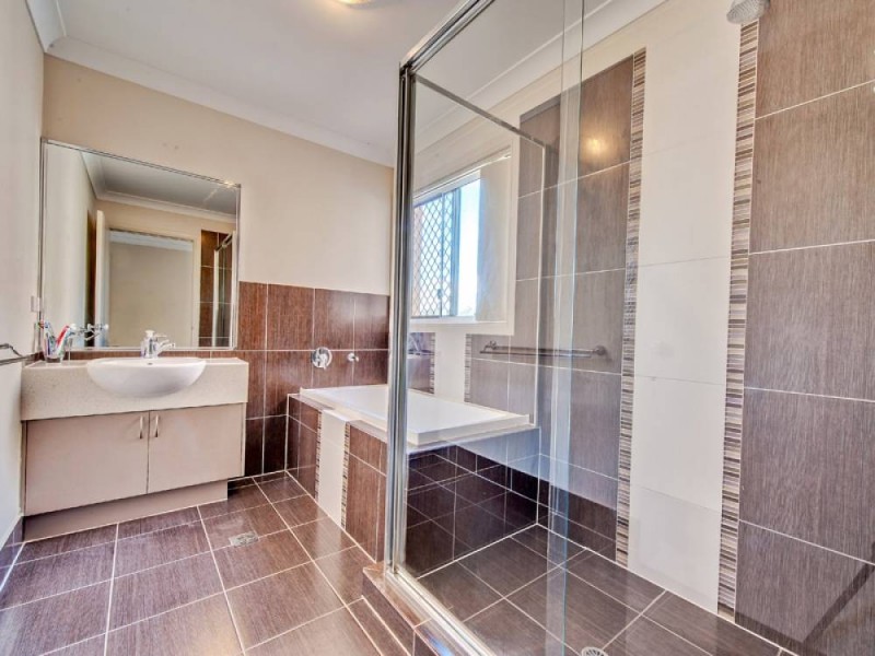 49 Esperance Crescent, Springfield Lakes QLD 4300