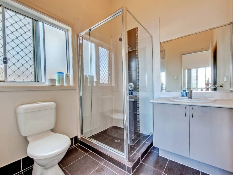 49 Esperance Crescent, Springfield Lakes QLD 4300