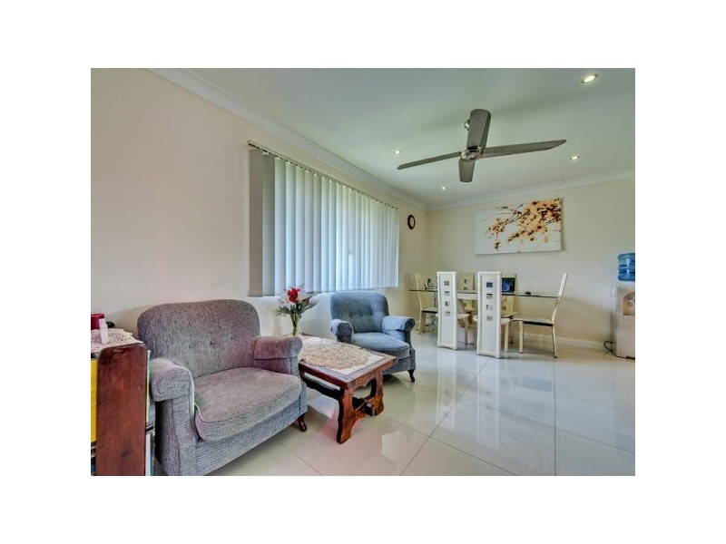 156 Middle Road, Boronia Heights QLD 4124