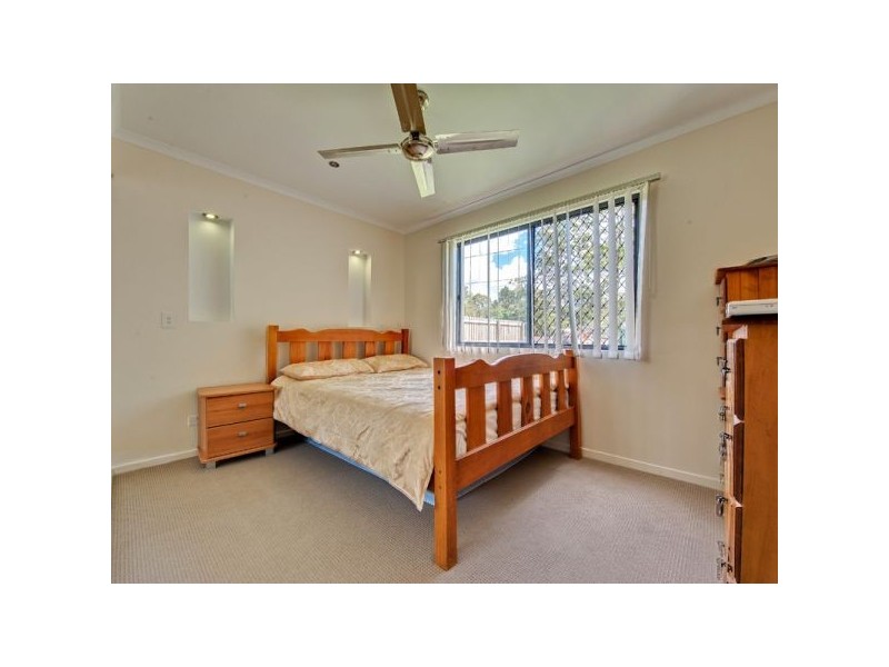 156 Middle Road, Boronia Heights QLD 4124