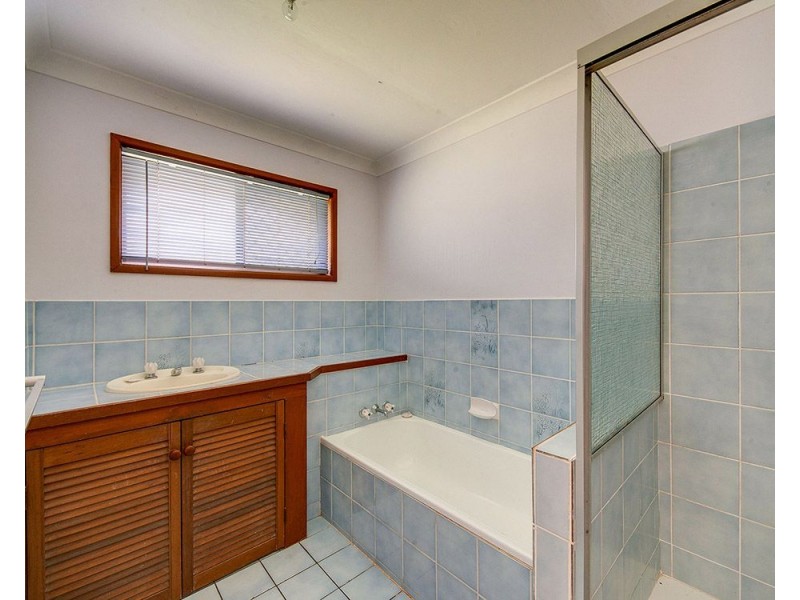 63 Bunya Park Drive, Eatons Hill QLD 4037