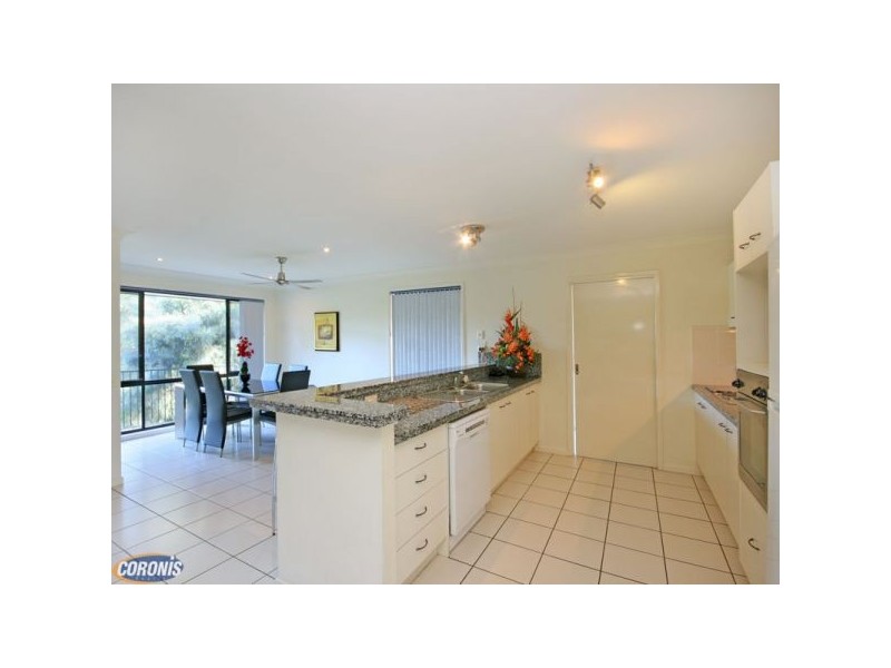 53 Kirri Avenue, Petrie QLD 4502