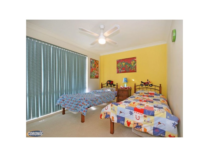 53 Kirri Avenue, Petrie QLD 4502
