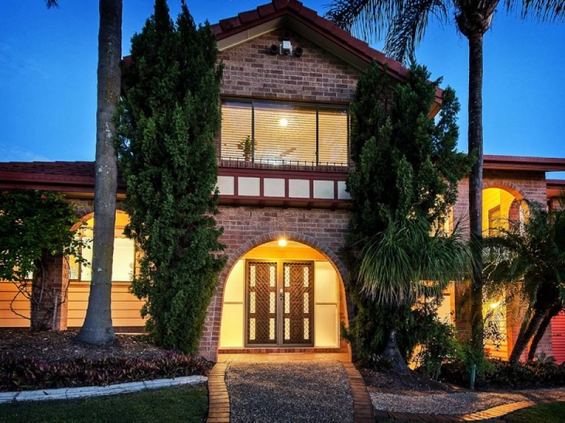 162 Castile Cr, Edens Landing QLD 4207