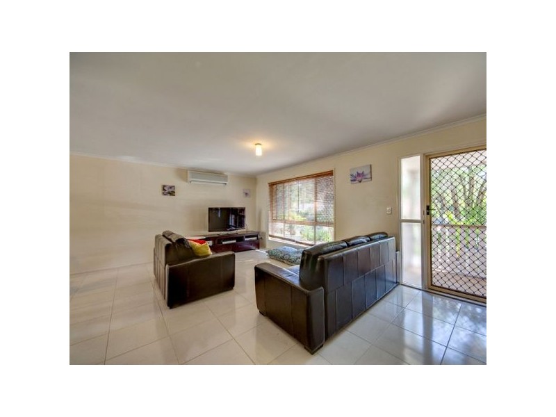 18 Parkside Dr, Kallangur QLD 4503