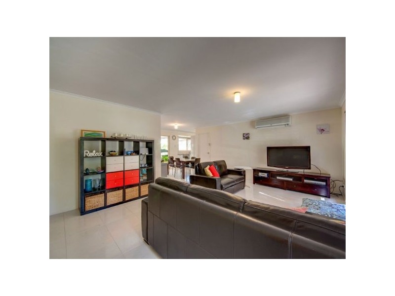 18 Parkside Dr, Kallangur QLD 4503