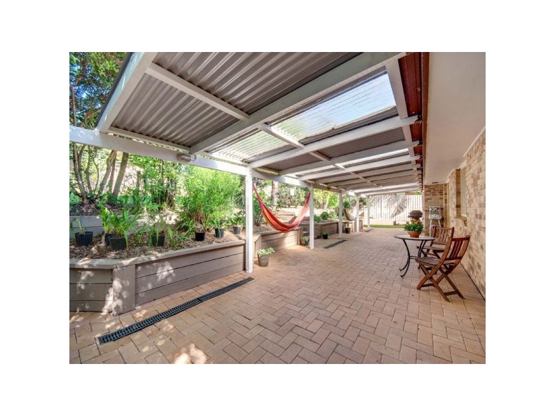 18 Parkside Dr, Kallangur QLD 4503