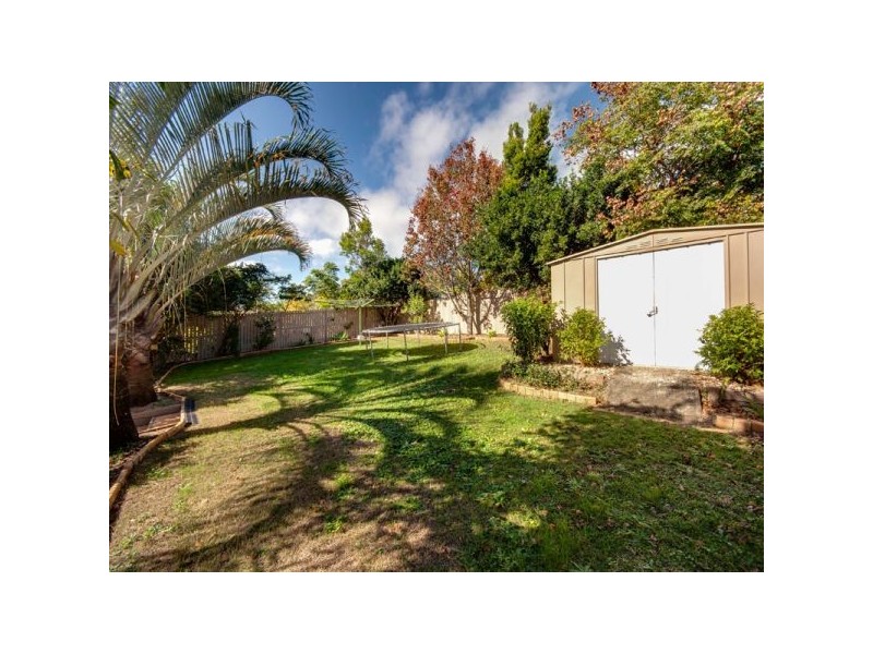 18 Parkside Dr, Kallangur QLD 4503