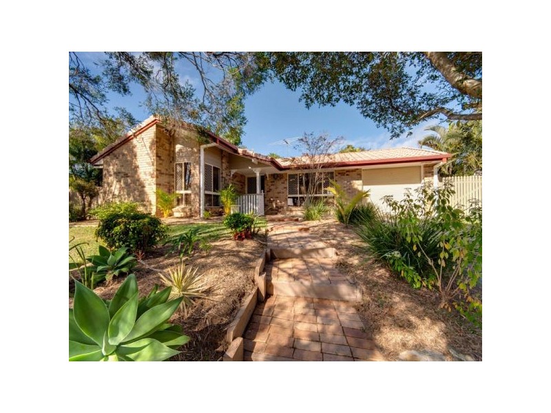 18 Parkside Dr, Kallangur QLD 4503