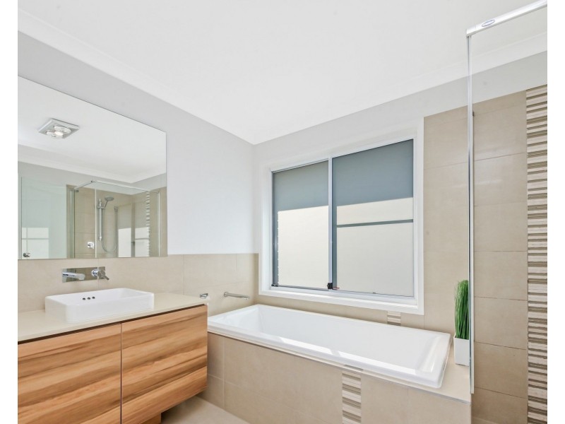 46 Aspect Terrace, Springfield Lakes QLD 4300