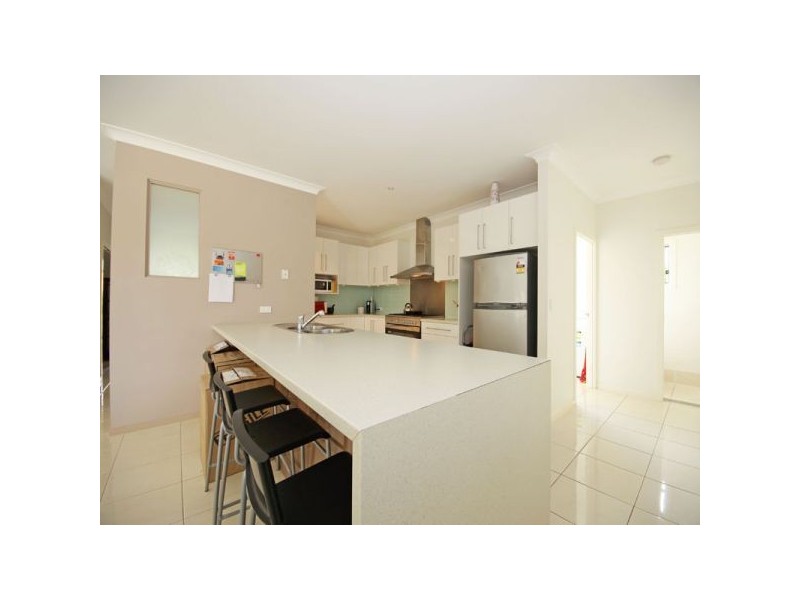 21 Tributary Court, Eatons Hill QLD 4037