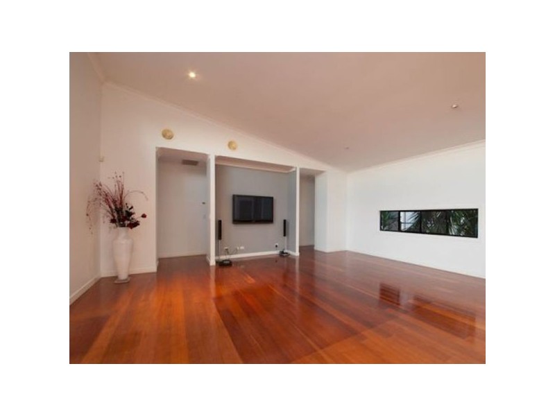 1 Colin Place, Cashmere QLD 4500