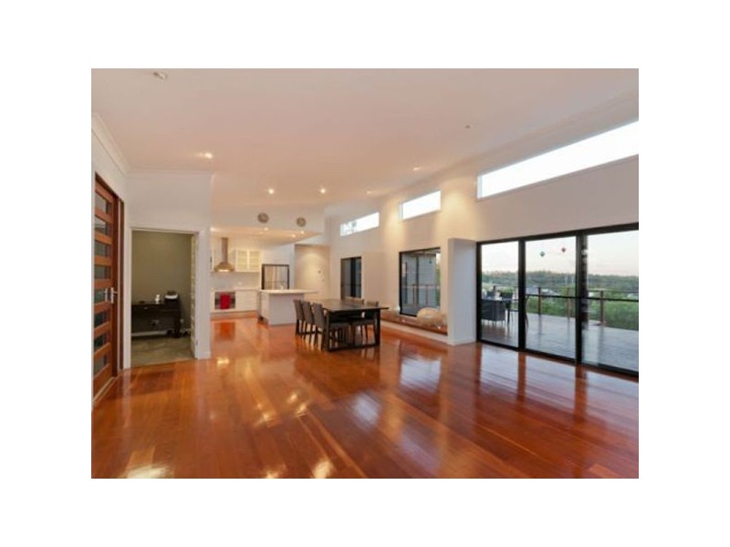 1 Colin Place, Cashmere QLD 4500
