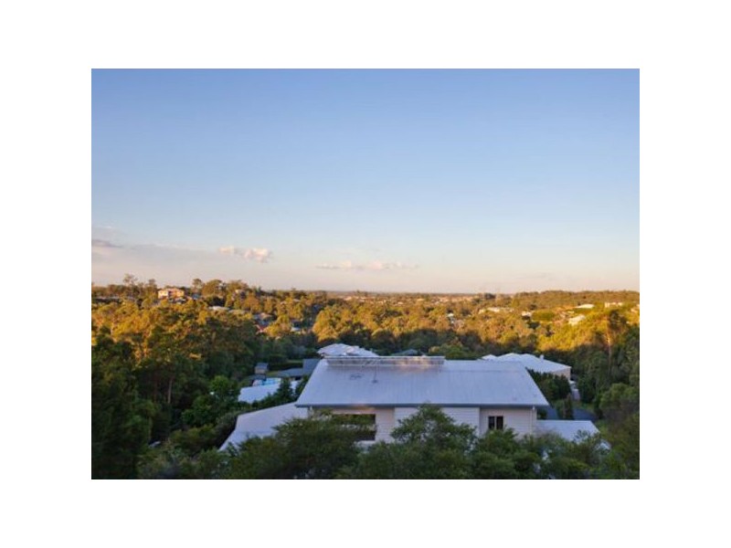 1 Colin Place, Cashmere QLD 4500