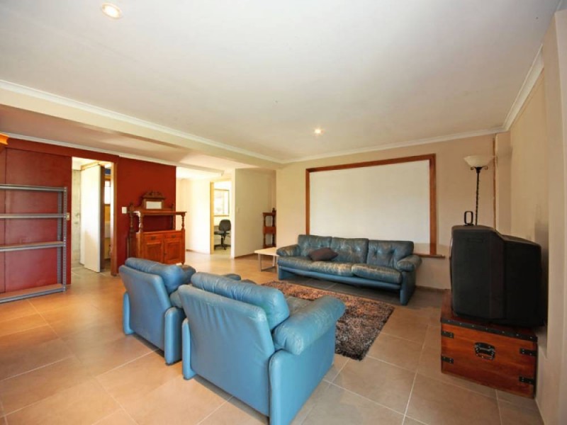 24 Swete Street, Narangba QLD 4504