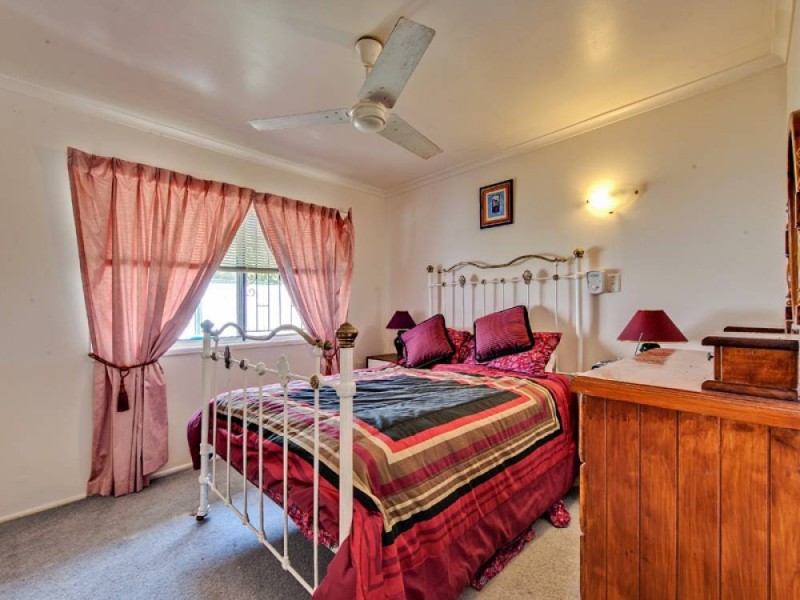 76 Drews Road, Loganholme QLD 4129