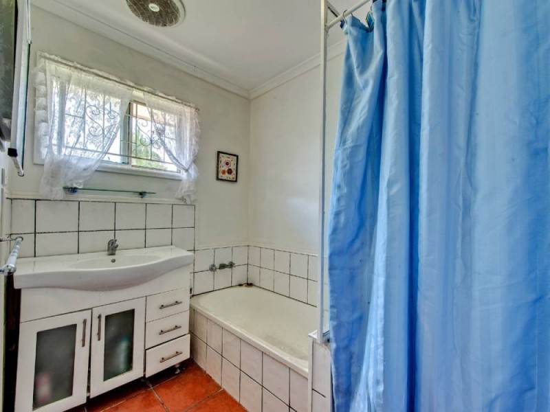 76 Drews Road, Loganholme QLD 4129