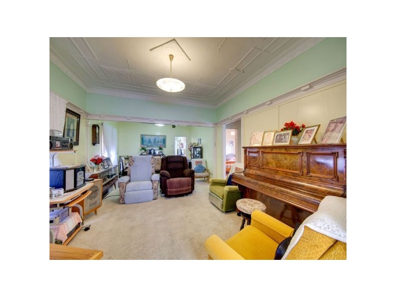 16 Hutchins Street, Kedron QLD 4031