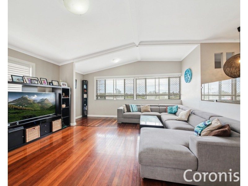 12 Grove Avenue, Arana Hills QLD 4054