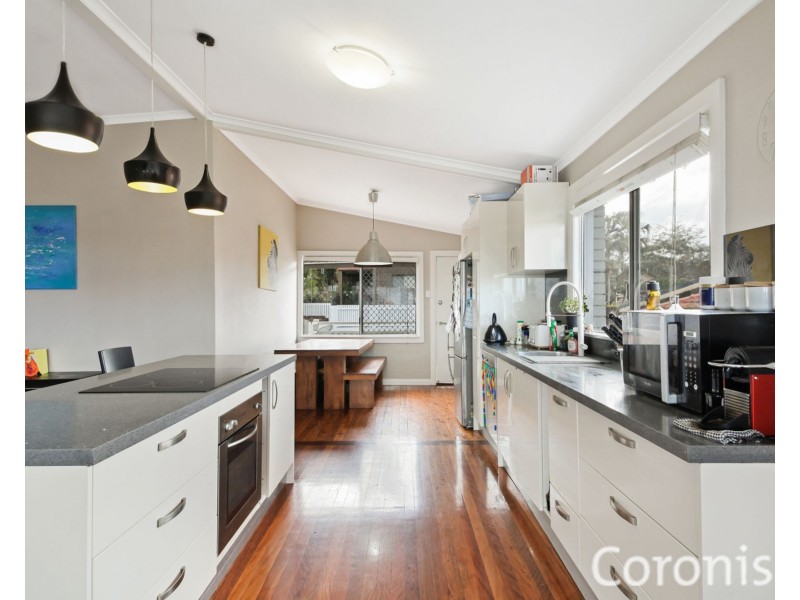 12 Grove Avenue, Arana Hills QLD 4054