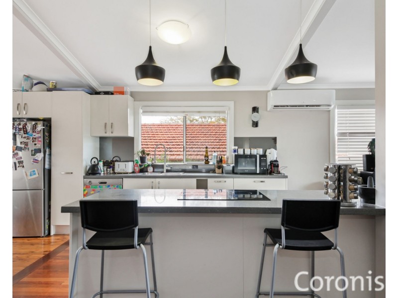 12 Grove Avenue, Arana Hills QLD 4054