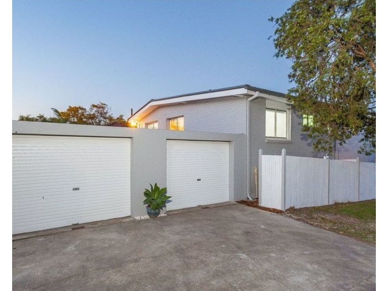 12 Grove Avenue, Arana Hills QLD 4054