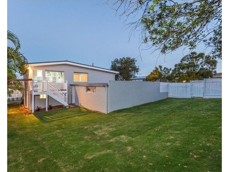 12 Grove Avenue, Arana Hills QLD 4054