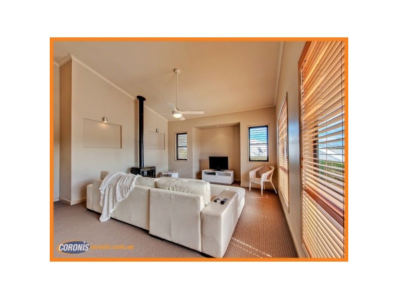 10 Myrtle Crescent, Brookwater QLD 4300