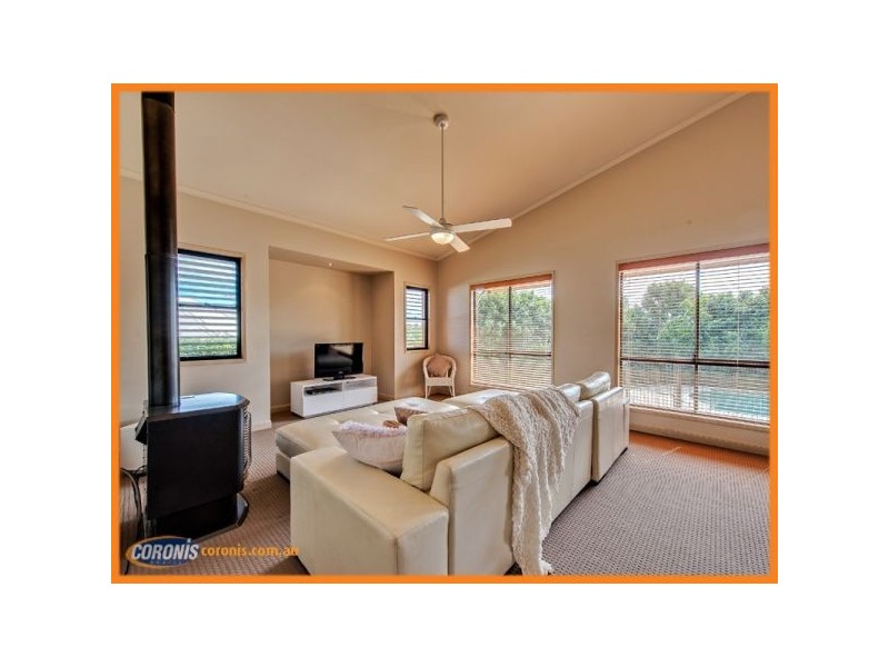 10 Myrtle Crescent, Brookwater QLD 4300