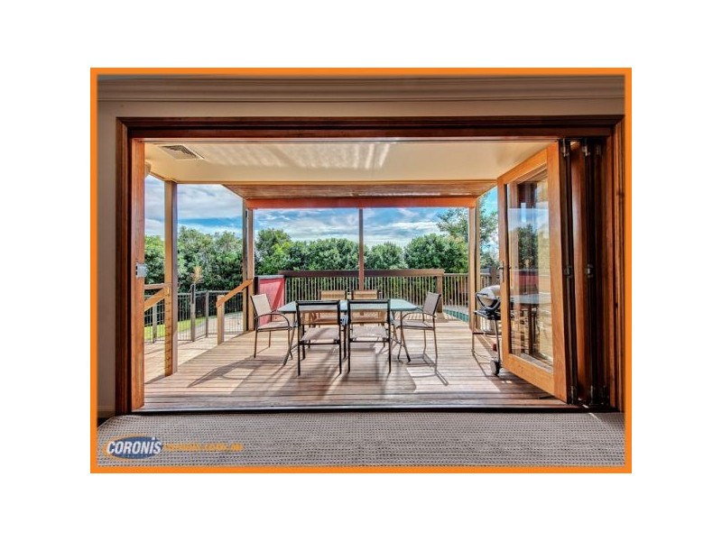 10 Myrtle Crescent, Brookwater QLD 4300