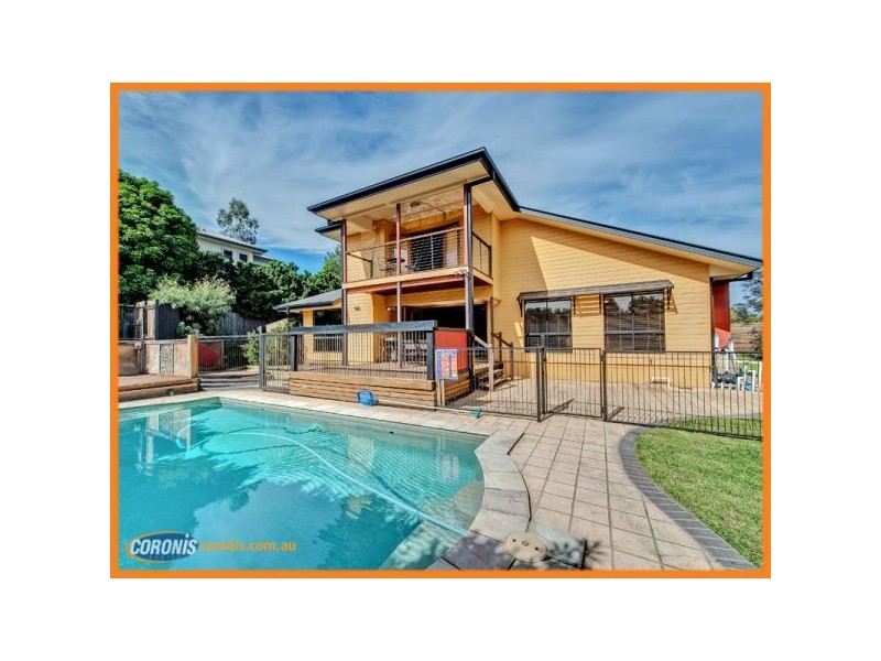 10 Myrtle Crescent, Brookwater QLD 4300