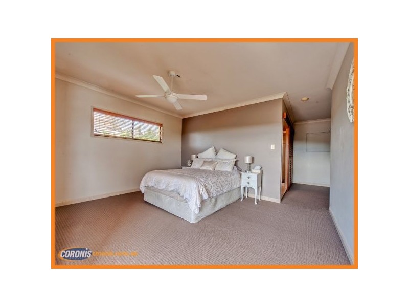 10 Myrtle Crescent, Brookwater QLD 4300