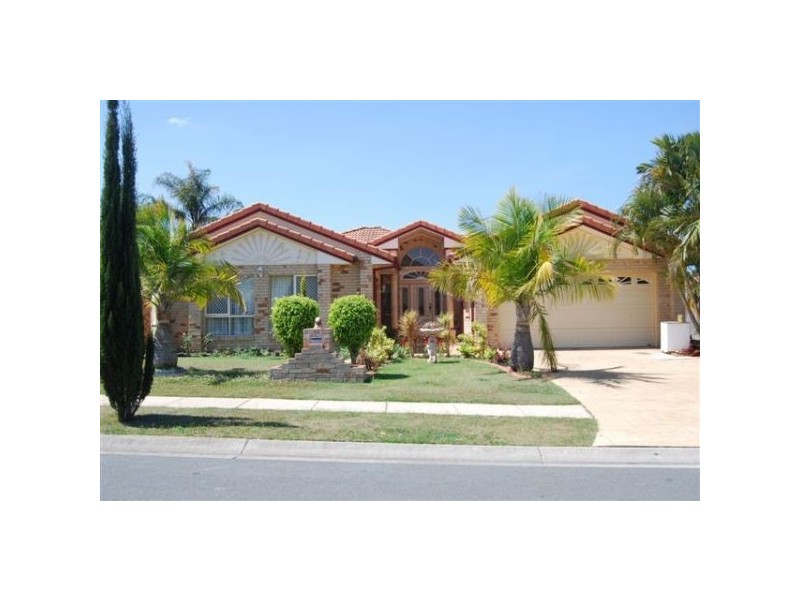 60 Lakeside Cr, Forest Lake QLD 4078