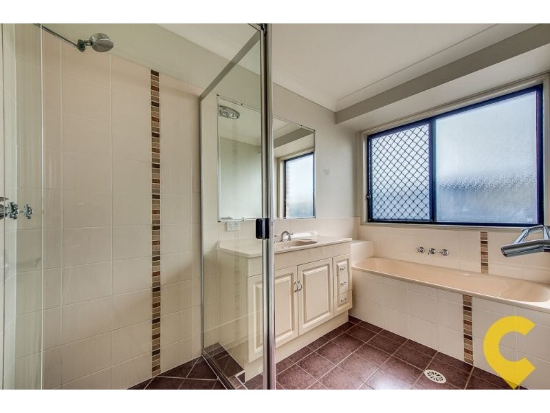 5 Honeywood Court, Springfield QLD 4300