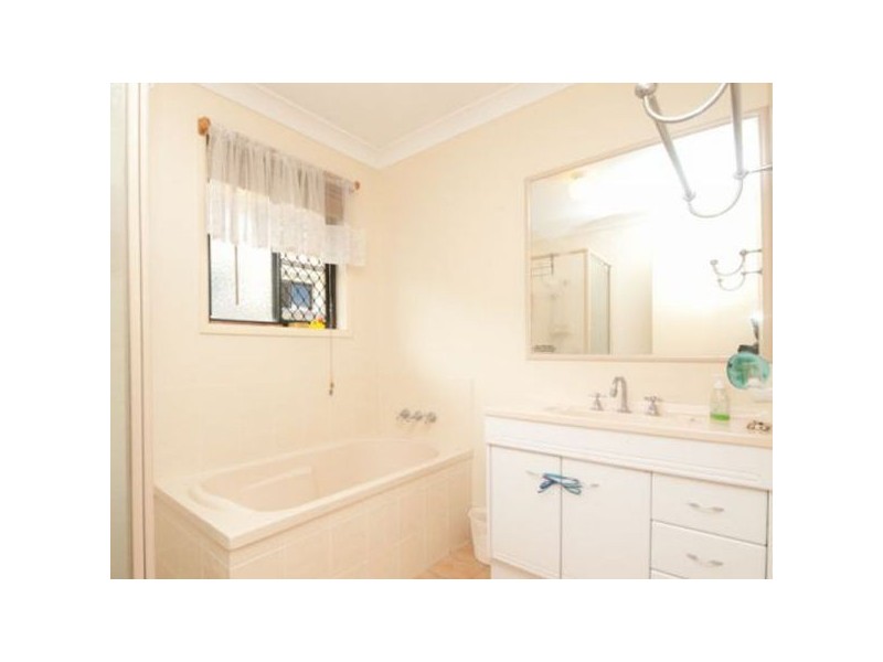 31 Caboolture River Road, Morayfield QLD 4506