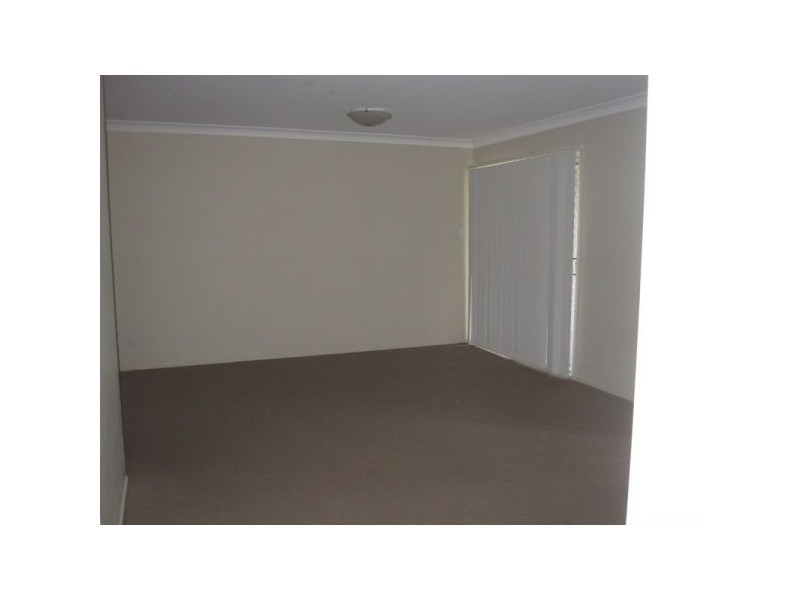 2/1 Schipper Street, Caboolture QLD 4510