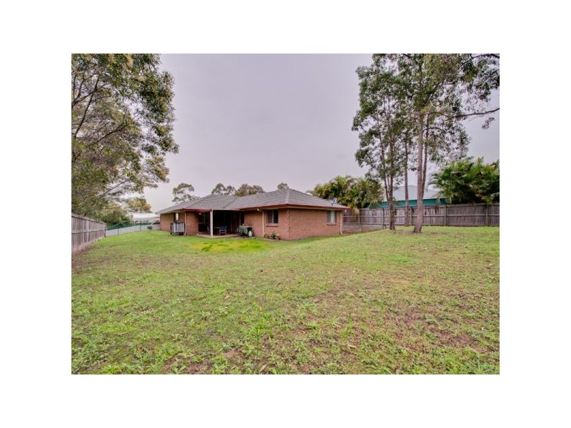 31 Emma Place, Springfield Lakes QLD 4300